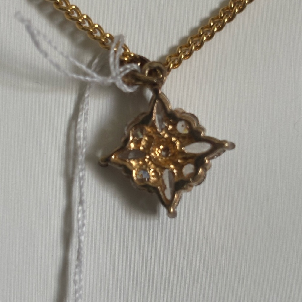 Vintage White Topaz Gold Tone Pendant Necklace - Picture 2 of 3